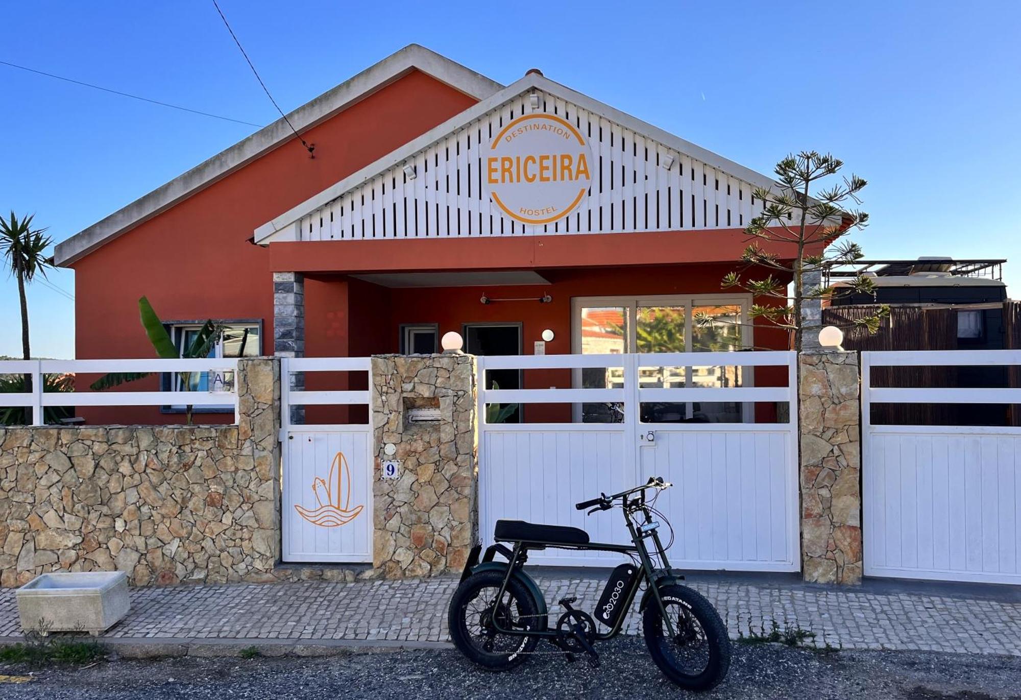 Хостел Ericeira Destination Экстерьер фото
